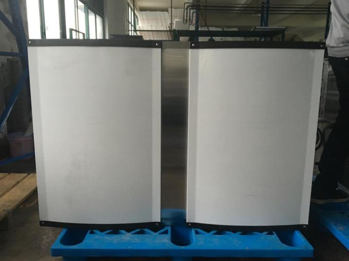 R134A Clear Square Ice Cube Maker هواء / ماء تبريد 26